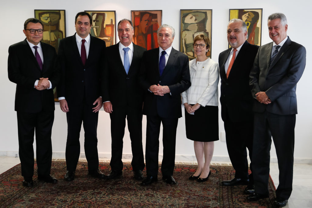 (Brasília - DF, 08/02/2017) Rodrigo Rollemberg, governador do Distrito Federal; Paulo Câmara, governador de Pernambuco; Márcio França, vice-governador de São Paulo; senador Fernando Bezerra Coelho, líder do PSB no Senado; deputada Tereza Cristina, líder do PSB na Câmara dos Deputados; Carlos Siqueira, presidente nacional do PSB. Foto: Beto Barata/PR