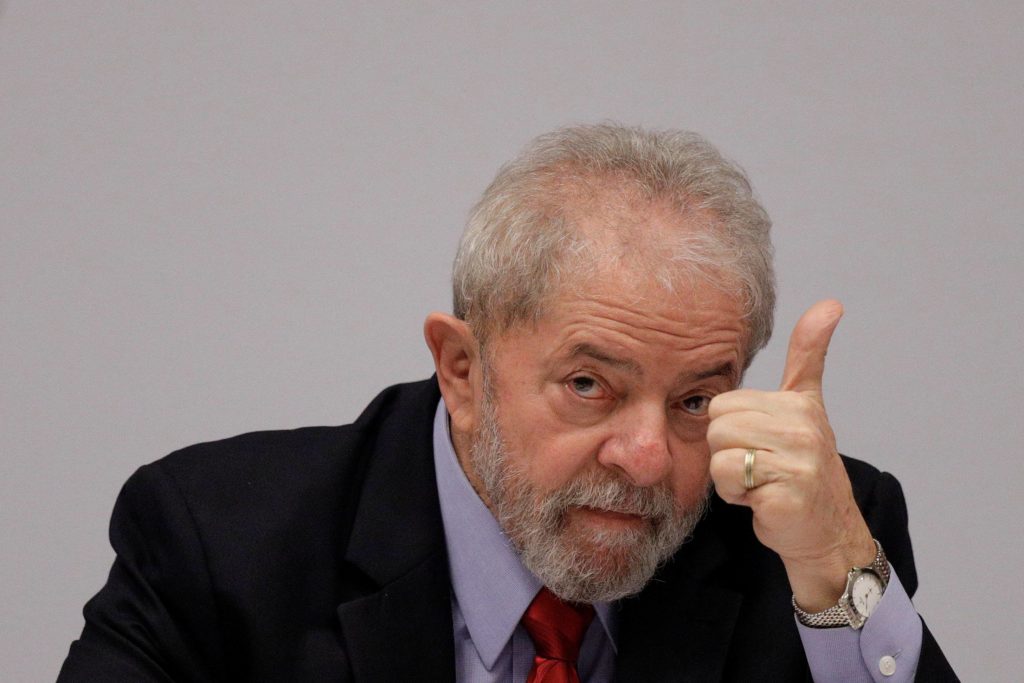 2017-04-24t234252z_2020251111_rc19aa2e8800_rtrmadp_3_brazil-politics-lula