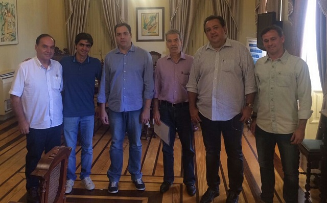 Alberto Feitosa Rolph Júnior Paulo Câmara Rolph Casale Sebastião Oliveira e Leonardo Santos no Palácio do Campos das Princesas