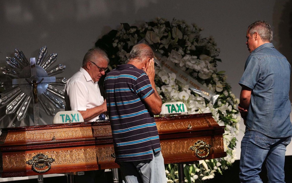 Corpo de Ricardo Boechat é velado em São Paulo — Foto: Renato S. Cerqueira/Futura Press/Estadão Conteúdo