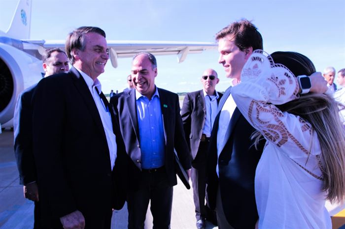 Bolsonaro chegou em Petrolina, na tarde desta sexta (24) para inaugurar habitacional - Crédito: Divulgação / Prefeitura de Petrolina