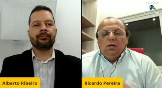 Alberto Ribeiro com o prefeito Ricardo Pereira, em live apresentada no dia 13 de junho últmo